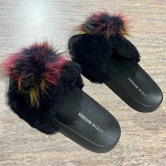 Steve Madden plush slides with multicolored Pom - Picture 8 of 12